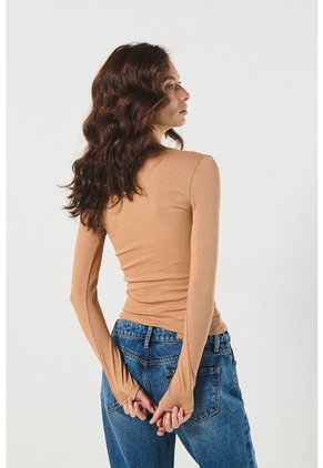 CAMISETA KOAJ LITA 15923 4/24