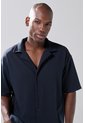 KOAJ Camisa Cuello Resort Azul Oscura Con Texturas Sutiles de Koaj