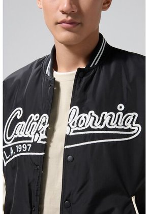 CHAQUETA KOAJ HOLLANDI 2/25