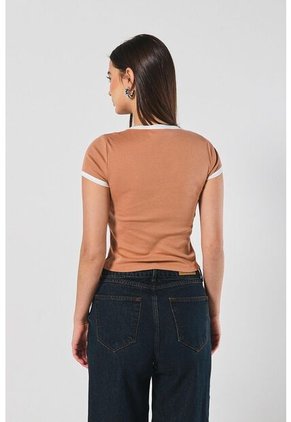 CAMISETA KOAJ 17191 4/24