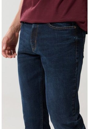KOAJ PANTALON KOAJ JEAN SLIM 26020 3/25