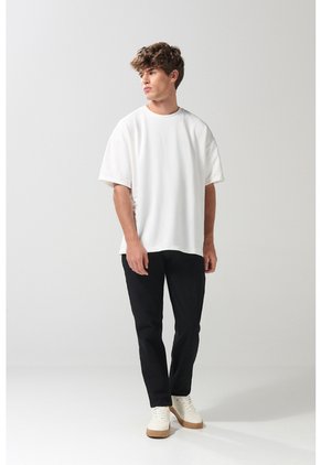 KOAJ PANTALON KOAJ JEAN SLIM 23839 2/25