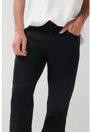KOAJ PANTALON KOAJ JEAN SLIM 23839 2/25