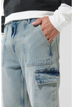 KOAJ BERMUDA KOAJ CARGO 25992 M  3/25