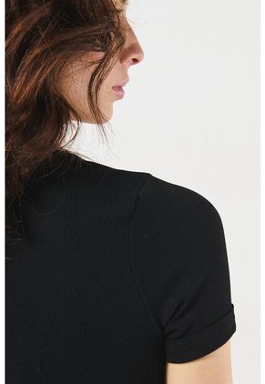 CAMISETA KOAJ DEMI 17598 4/24