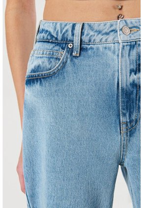 KOAJ PANTALON KOAJ JEAN 90S 15321 4/24