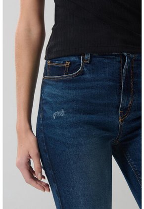 KOAJ PANTALON KOAJ JEAN JEGGING STA 22890 2/2