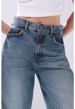 KOAJ PANTALON KOAJ JEAN BAGGY 33513 3/26