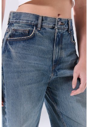KOAJ PANTALON KOAJ JEAN BAGGY 33513 3/26