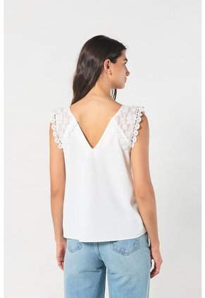 KOAJ BLUSA KOAJ ESCOTE V ENCAJE 14517 4/24