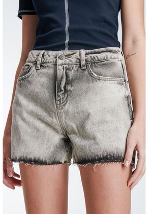 KOAJ-SHORT KOAJ FARAH TA 1/22