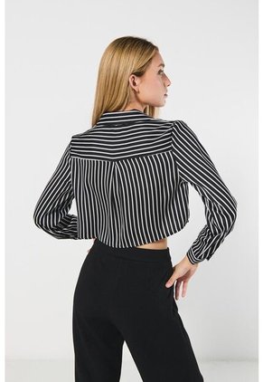 BLUSA KOAJ CAM CROP OVERSIZE 5786 3/24