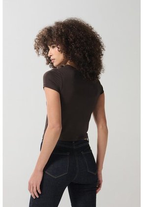 CAMISETA KOAJ ALFONSINA 23411 2/25