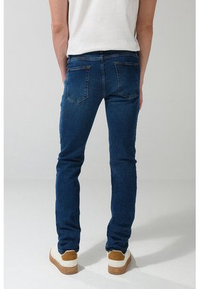 KOAJ PANTALON KOAJ JEAN SLIM 22877 2/25