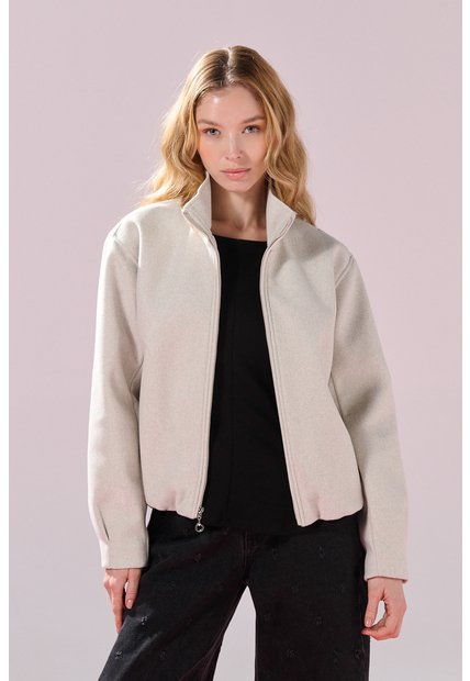 KOAJ Chaqueta Crema Clara En Paño Con Cuello Alto