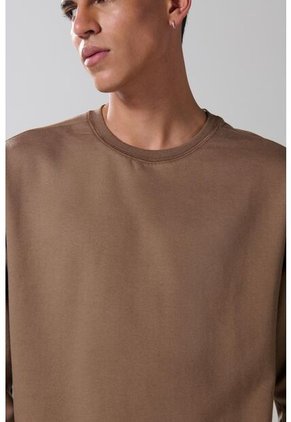 KOAJ SUETER KOAJ LOGAN 19029 4/24