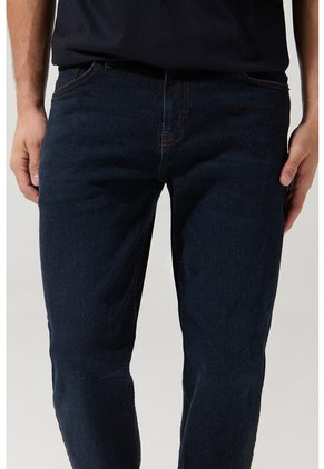 KOAJ PANTALON KOAJ JEAN SLIM 26886 3/25