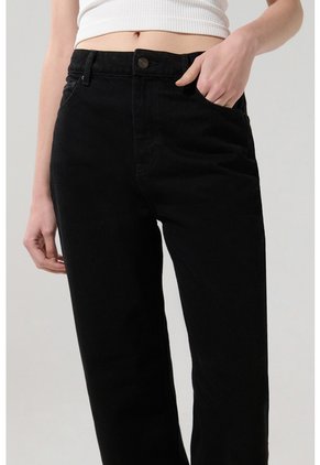 KOAJ PANTALON KOAJ JEAN 90S 28320 4/25