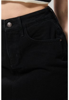 KOAJ FALDA KOAJ JEAN 26501 M 3/25