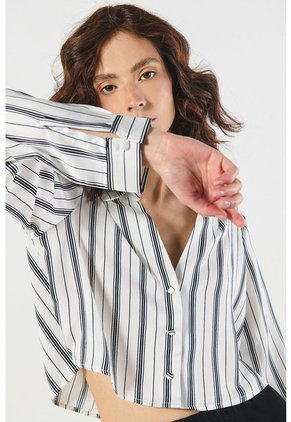 KOAJ BLUSA KOAJ CAM CROP OVERSIZE 11050 1/25