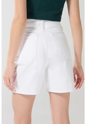 KOAJ SHORT EXBOYFRIEND KOAJ 25179 M 2/25