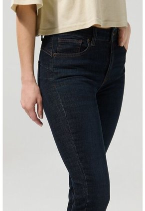 PANTALON KOAJ JEAN PUSH UP 27339 3/25