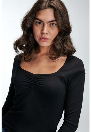 KOAJ-BLUSA KOAJ NANIL 2/22