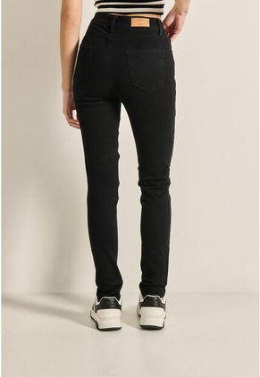 KOAJ PANTALON KOAJ JEAN JEGGING STA 9076 2/24