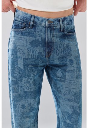 KOAJ PANTALON KOAJ JEAN LOOSE 33313 2/26