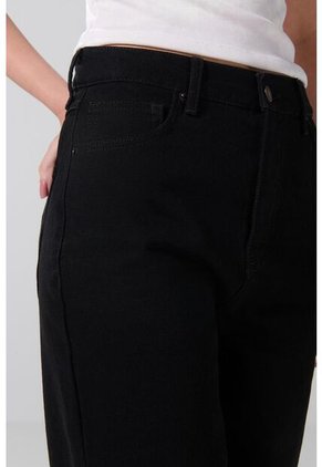 KOAJ PANTALON KOAJ JEAN 90S 21229 1/25