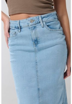 KOAJ FALDA KOAJ JEAN 24038 M 2/25