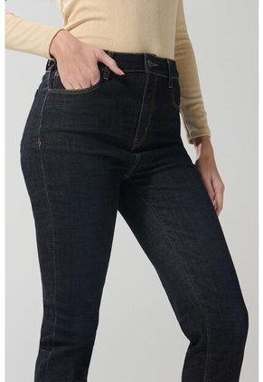 KOAJ PANTALON KOAJ JEAN PUSH UP 22721 2/25
