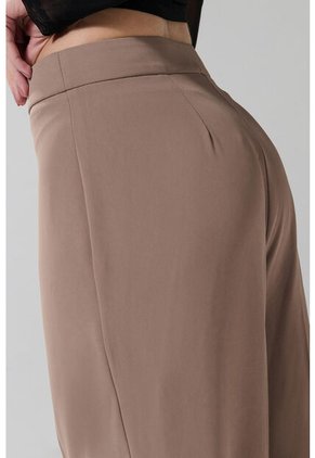 KOAJ PANTALÓN KOAJ BOTA RECTA 17828  M 1/25