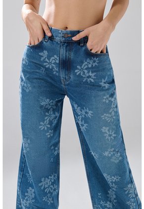 KOAJ PANTALON KOAJ JEAN LOOSE 34784 3/26