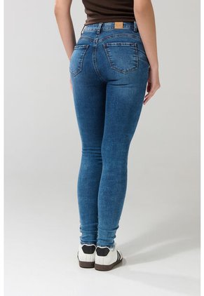 KOAJ Jean Push Up Tiro Alto Azul Claro Con Realce Y Desgastes