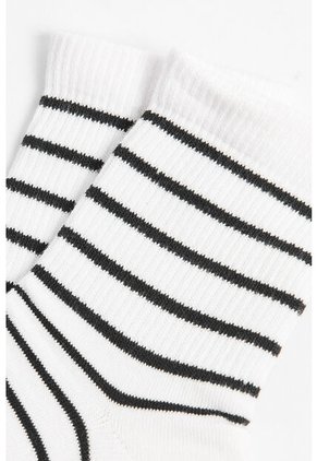 KOAJ Medias Cortas Cremas Con Contraste Y Rayas