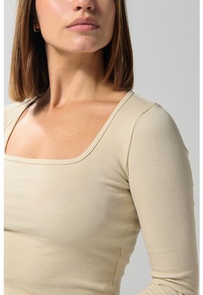 KOAJ CAMISETA KOAJ NINA 20682 4/24
