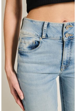 KOAJ  PANTALON  PUSH UP FB 8646 2/24