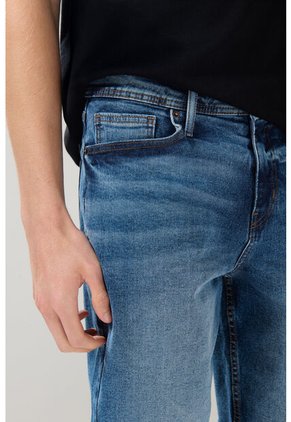 KOAJ BERMUDA KOAJ JEAN 28988 4/25