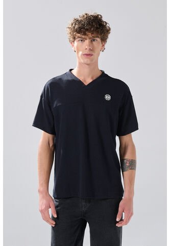 KOAJ Camiseta Azul Intensa Cuello V En Algodón Con Arte College Koaj