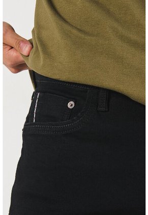 KOAJ PANTALON KOAJ JEAN SKINNY FIT 18