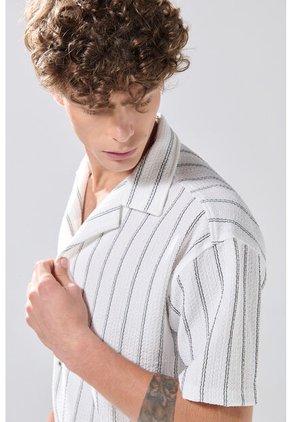 KOAJ Camisa Manga Corta Blanca A Rayas Con Cuello Resort