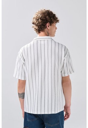 KOAJ Camisa Manga Corta Blanca A Rayas Con Cuello Resort