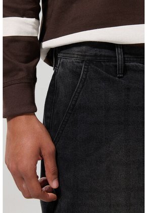 KOAJ PANTALON KOAJ JEAN SKATER 25135 M 3/25