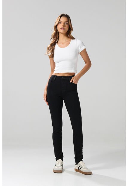 KOAJ Jean Mom Negro Con Bota Recta, Tiro Súper Alto Y Bolsillos