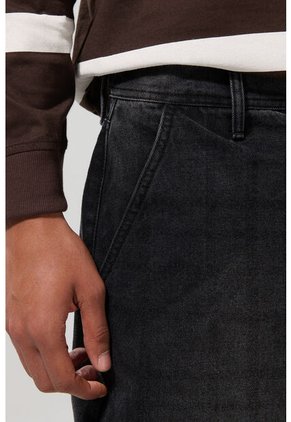 KOAJ PANTALON KOAJ JEAN SKATER 25135 M 3/25