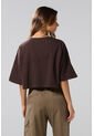 KOAJ Camiseta Café Oscura Crop Top Oversize Con Arte College de Koaj