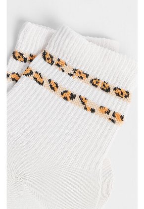 KOAJ Media Urbana Corta, Con Diseño En Costado En Jacquard De Animal Print.