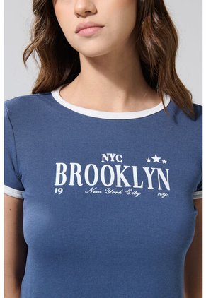 Camiseta Para Mujer Manga Corta, Cuello Y Puños En Color Contraste, Fit Ajustado Al Cuerpo.