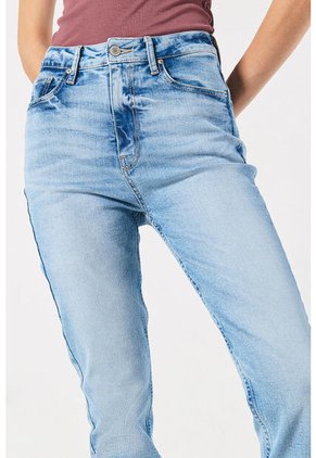 KOAJ PANTALON KOAJ JEAN MOM STA 17438 4/24
